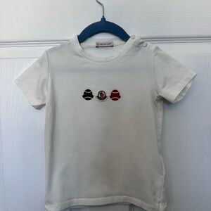 Moncler size 2 toddler Cream T-Shirt with Logo Accents